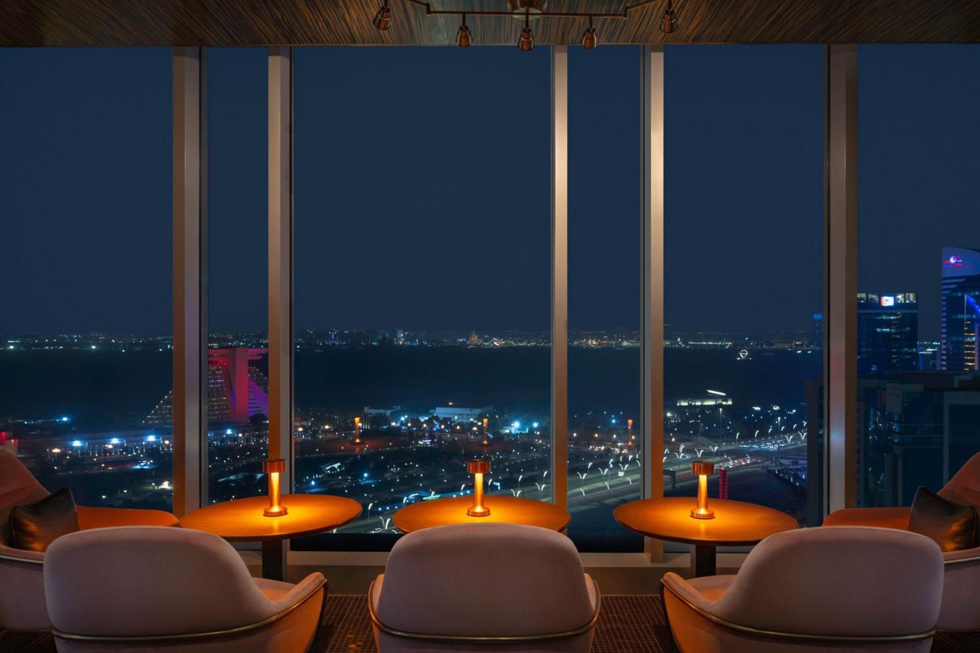 Le Meridien City Center Doha Exterior photo