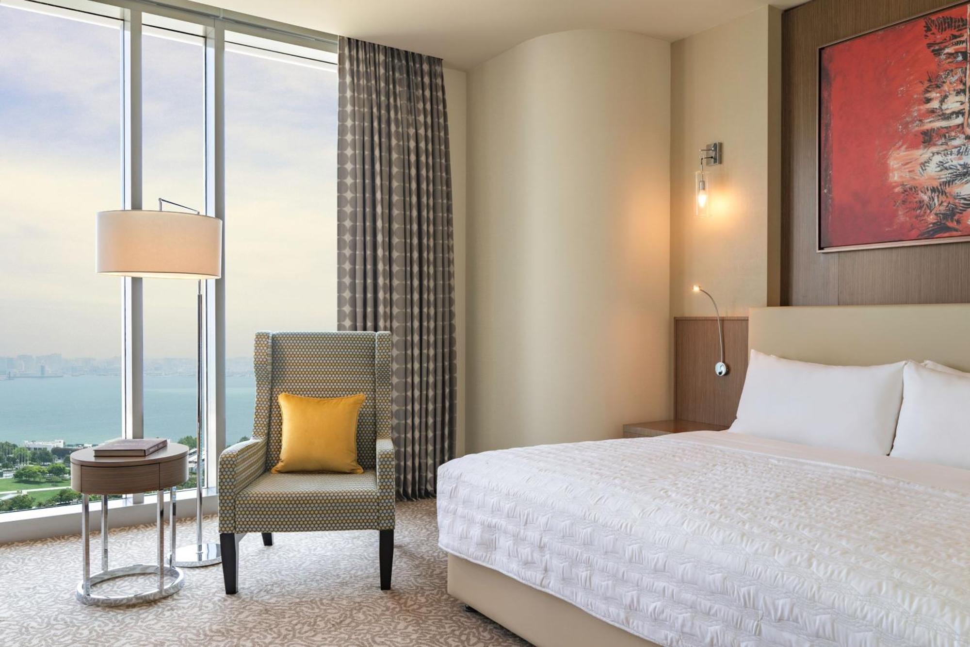 Le Meridien City Center Doha Exterior photo